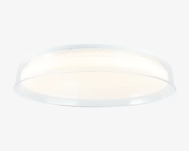 Rundt loftarmatur med glat, hvidt, matteret lysdæksel og en slank, gennemsigtig kant. Designet er minimalistisk og moderne og giver jævn, blød belysning, der passer til forskellige rum.