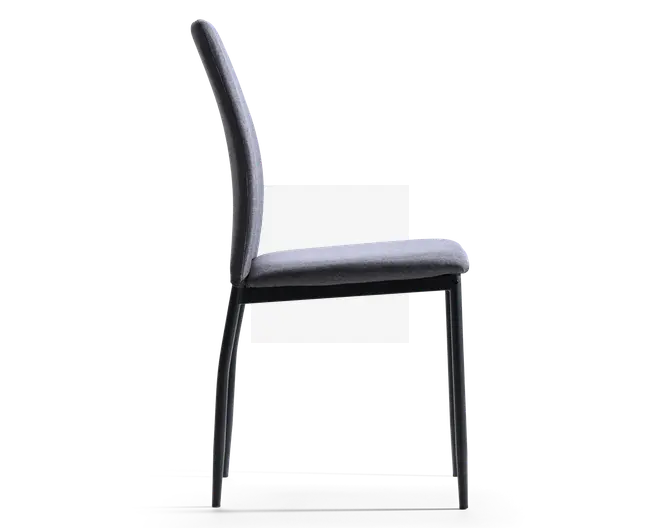 Sideprofil af en moderne stol med slankt, let buet ryglæn og polstret sæde for komfort. Stolen har et minimalistisk design med lige, slanke ben og er betrukket med et glat, mørkt materiale. Det samlede udtryk er elegant og nutidigt, velegnet til spise- eller kontormiljøer.