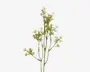Kunstig plantestilk med flere slanke grønne grene og små, fine hvide blomster samlet i klaser for enden af grenene. Stilken har et naturligt, let buet udseende, og blomsterne er jævnt fordelt, hvilket giver et let og luftigt udtryk.
