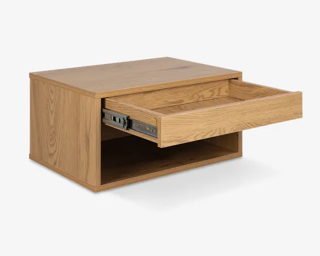 Sengebord Cholet med 1 skuffe vild eg kunstfiner