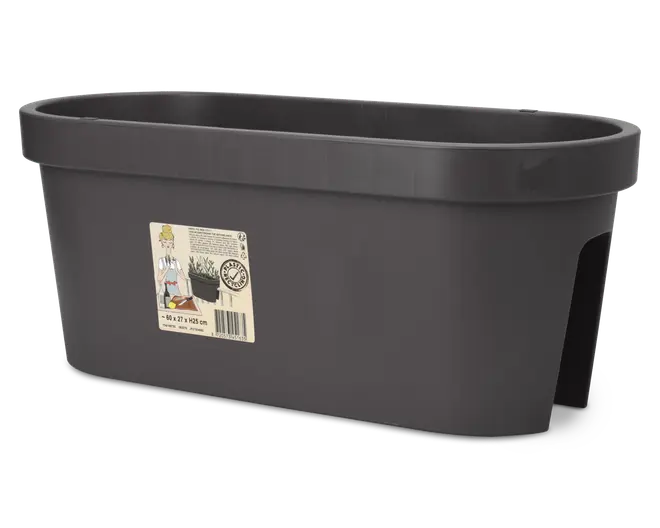 Rektangulær, mørkegrå beholder med afrundede kanter og glat overflade. Den har en bred kant øverst for nem håndtering og et udskåret område på den ene side, sandsynligvis til montering på et gelænder. Der sidder en produktetiket på siden med illustrationer og mål (66 x 21 x 25 cm).