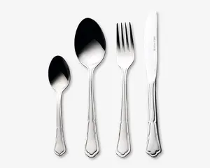 Sæt med fire blankpolerede bestikdele i rustfrit stål: en teske, en spiseske, en gaffel og en kniv. Hver del har et klassisk, let udsmykket skaftdesign med bløde kurver og en dekorativ kant nær enden. Overfladen er skinnende og reflekterende, hvilket giver et elegant og stilfuldt udtryk, der passer til formelle middage.