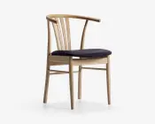 Spisebordsstol i massiv eg