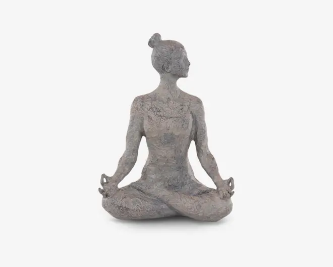 Figur yoga dame grå 18x11x24 cm 