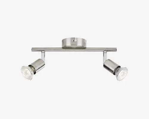 Moderne loftmonteret lampe med to justerbare cylindriske spots. Lampen er lavet af børstet metal og har et slankt, minimalistisk design. Hver spot kan drejes og vinkles for at rette lyset efter behov. Basen er rund og monteres fladt mod loftet, hvorfra en vandret stang bærer de to spots.