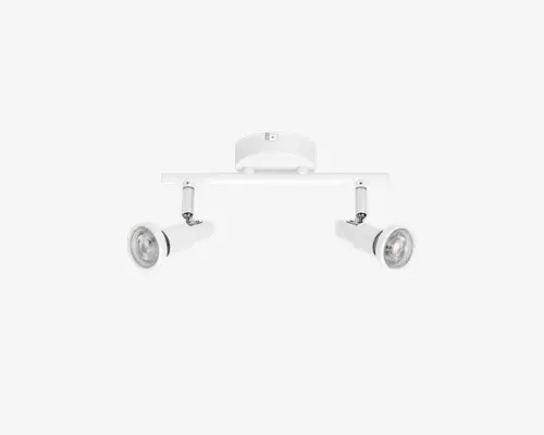 Moderne loftmonteret lampe med to justerbare cylindriske spotlys, der er fastgjort til en vandret stang. Lampen har en hvid finish med kromdetaljer ved samlingerne, hvilket gør det nemt at ændre lysets retning. Designet er slankt og minimalistisk, velegnet til moderne indretning.