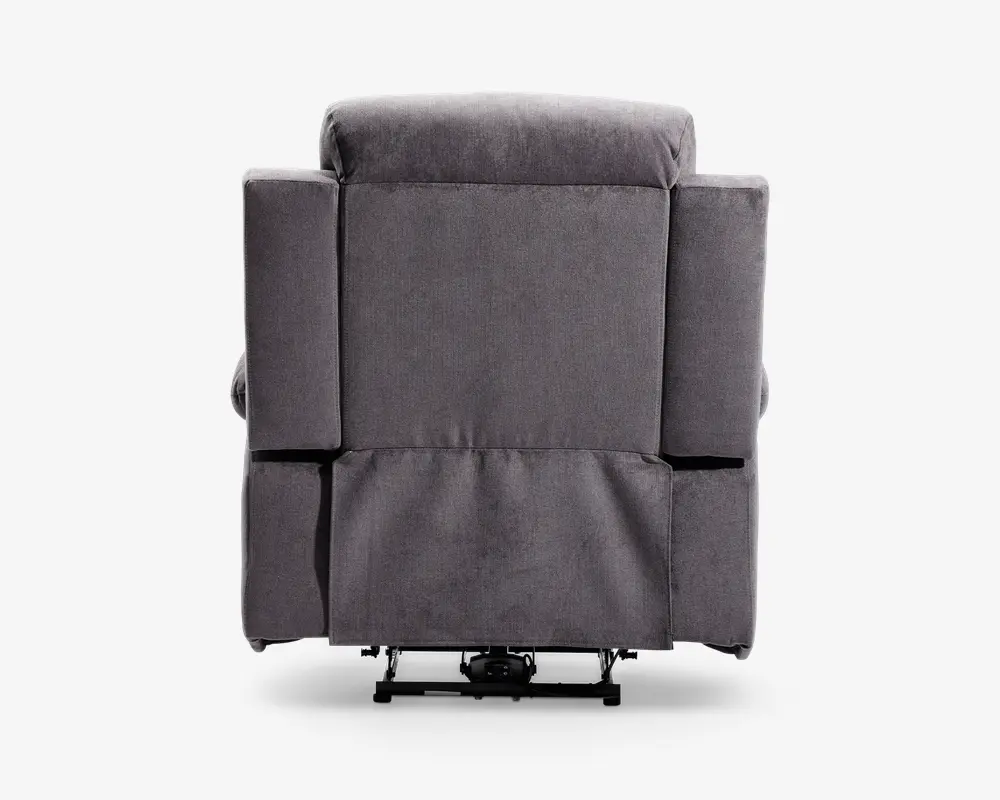 Bagsiden af en moderne reclinerstol betrukket med mørkegråt stof. Stolen har en polstret ryg, brede polstrede armlæn og en glat, ensartet bagpanel. Stolens bund er delvist synlig og viser en solid metalramme for ekstra støtte.