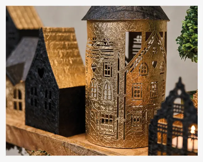 Hus t/fyrfadslys metal 7x5x14 cm