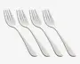 Sæt med fire identiske gafler i rustfrit stål med en blank, spejlpoleret overflade. Hver gaffel har fire jævnt fordelte tænder og et let buet skaft med en glat, afrundet ende. Designet er enkelt og moderne, velegnet til både hverdagsbrug og formelle middage.