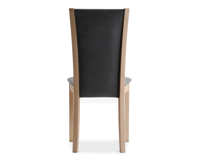 Stol med høj, let buet ryg, der er polstret med sort stof. Stellet og benene er lavet af lyst træ, hvor trærammen omkranser ryglænet og fortsætter ned for at danne benene. Designet er moderne og minimalistisk med rene linjer og et solidt udtryk.