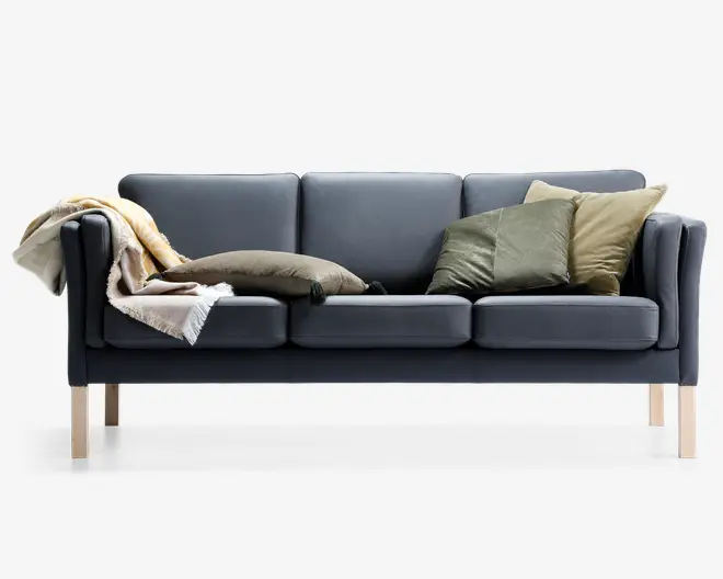 Sofa 3 pers. klassisk design sort læder