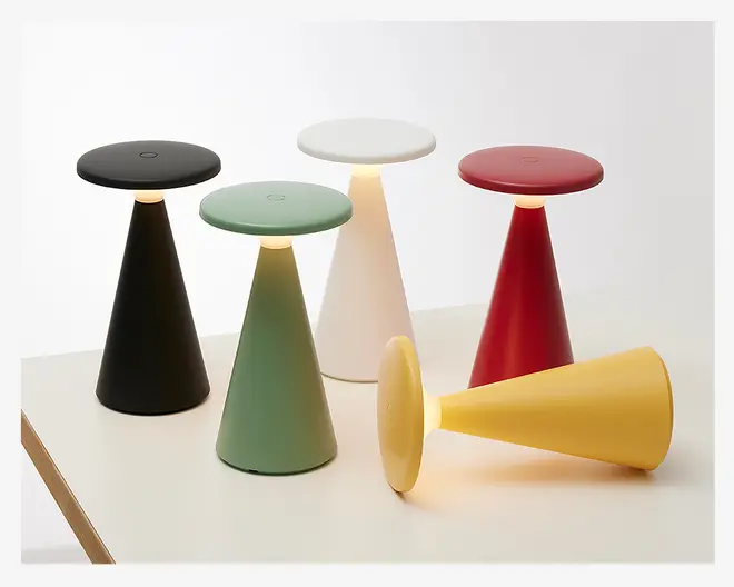 Bordlampe Nyhavn sort H.21,5 cm 