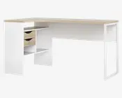 Moderne skrivebord med lys træbordplade og hvid ramme. Har to åbne hylder og to små skuffer med udskårne greb i venstre side til opbevaring. Designet er minimalistisk og funktionelt, velegnet til hjemmet eller kontoret.