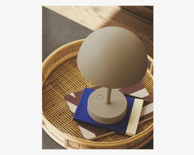 Bordlampe Ellen batteri beige