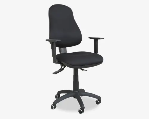 Ergonomisk kontorstol med høj, formet ryglæn og polstret sæde, begge betrukket med sort stof. Stolen har justerbare armlæn, højdejusterbart sæde og en femstjernet fod med letkørende hjul for nem mobilitet. Stolen er udstyret med vippefunktion for individuel komfort.