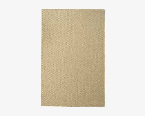 Rektangulært måtte med tæt vævet struktur og ensartet beige farve. Kanterne er pænt afsluttede, og overfladen fremstår glat og slidstærk, velegnet til områder med meget trafik. Det enkle, minimalistiske design gør den alsidig til forskellige indretninger.