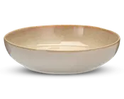En rund, lav keramisk skål med en glat, blank overflade. Indersiden har en farvegradient, der går fra en varm beige ved kanten til en lysere cremefarve mod midten. Ydersiden er ensfarvet og lysecreme. Skålen har en let hævet bund og blødt buede sider, hvilket giver et moderne og elegant udtryk.