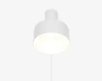 En moderne, minimalistisk pendellampe med en glat, mat hvid overflade. Lampen har en cylindrisk top, der går over i en bred, rund skærm, som leder lyset nedad. Det enkle design og den neutrale farve gør lampen velegnet til mange forskellige indretninger.