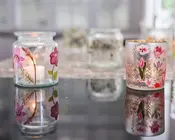 Fyrfadsstage m/blomster H.9 cm