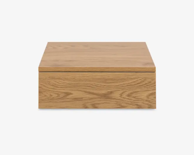 Sengebord Avignon med 1 skuffe vild eg kunstfiner